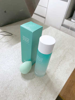 오지아이 워터 밤 모이스처 스킨 에센스 180ml — 3.5점을 준 리뷰어가 2020년 2월 올린 사용 사진
