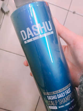 다슈코리아 다슈 데일리 패스트 한방 두피 샴푸 500ml — 4.67점을 준 리뷰어가 2018년 2월 올린 사용 사진