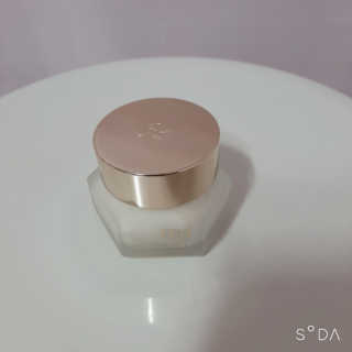 오지아이 마누카 허니 딥 케어 크림 50ml — 3점을 준 리뷰어가 2019년 12월 올린 사용 사진