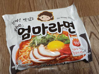 라면 그대로가 제일 맛있는 더엄마라면 — 4점을 준 리뷰어가 2019년 6월 올린 사용 사진