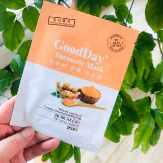 GoodDay Skincare GoodDay 강황 마스크 — 4점을 준 리뷰어가 2020년 3월 올린 사용 사진