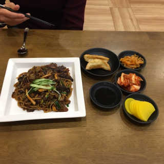 [초한지_치평동]20000원 내 음식메뉴 자유이용권 — 5점을 준 리뷰어가 2019년 2월 올린 사용 사진