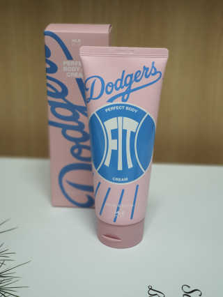 MLB COSMETICS [MLB PLAY] 퍼펙트 바디핏 크림 200ml — 5점을 준 리뷰어가 2019년 11월 올린 사용 사진