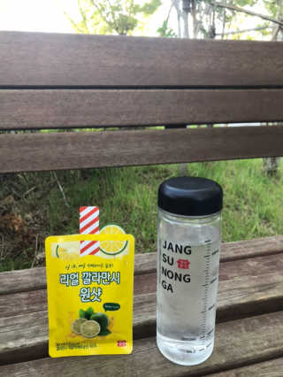 장수농가 리얼깔라만시 원샷 50ml 10팩+보틀 — 5점을 준 리뷰어가 2019년 5월 올린 사용 사진