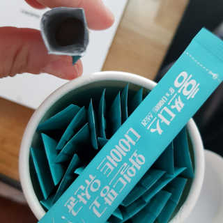 홍쓰다스 다이어트유산균, 체지방감소와 장건강개선 — 5점을 준 리뷰어가 2020년 3월 올린 사용 사진