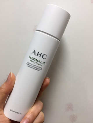 AHC 에이 에이치 씨 미니멀 10 워터리 에센스 — 5점을 준 리뷰어가 2018년 12월 올린 사용 사진