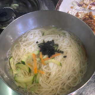 [서민국수] 2만원 내 취향대로 메뉴 즐기기 — 5점을 준 리뷰어가 2019년 3월 올린 사용 사진