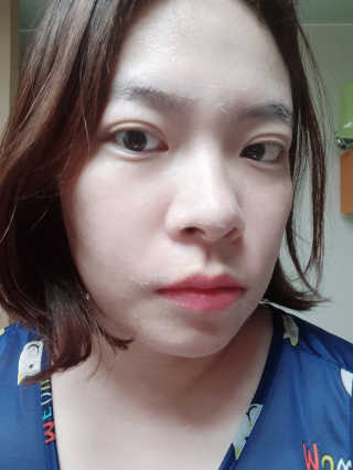 포므시 스노우화이트클렌징폼pH5.5 — 5점을 준 리뷰어가 2019년 8월 올린 사용 사진