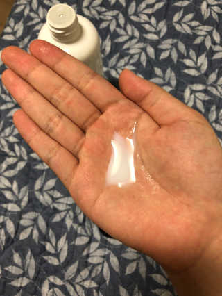 이솔화장품 이솔 세범 리스 포어 토너 200ml — 1.17점을 준 리뷰어가 2018년 8월 올린 사용 사진