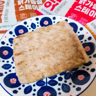 개근질마트 잇메이트 닭가슴살 스테이크 혼합 1kg — 4점을 준 리뷰어가 2019년 10월 올린 사용 사진