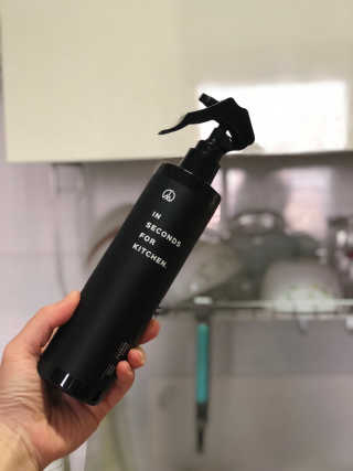 PEACE MOMENT 피스모먼트 인세컨즈포키친 320mL 천연살균소독제 — 5점을 준 리뷰어가 2018년 10월 올린 사용 사진