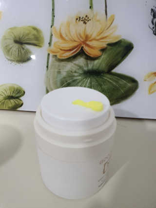 GoodDay Skincare GoodDay 강황크림 50g — 4점을 준 리뷰어가 2020년 1월 올린 사용 사진