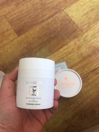 GoodDay Skincare GoodDay 강황크림 50g — 3점을 준 리뷰어가 2020년 1월 올린 사용 사진