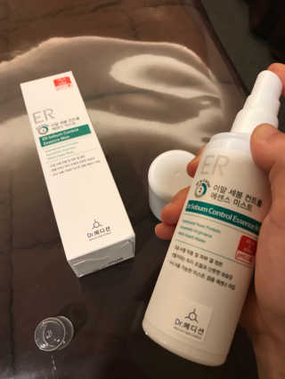 Dr.메디션 이알세붐컨트롤 에센스미스트 [피지조절] — 4.67점을 준 리뷰어가 2018년 8월 올린 사용 사진