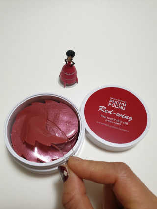 푸츄푸츄 Real repair skin cell premium patch — 5점을 준 리뷰어가 2018년 11월 올린 사용 사진