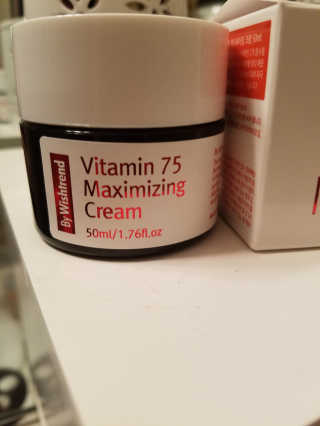 바이 위시트랜드 VITAMIN 75 CREAM — 4.5점을 준 리뷰어가 2017년 3월 올린 사용 사진