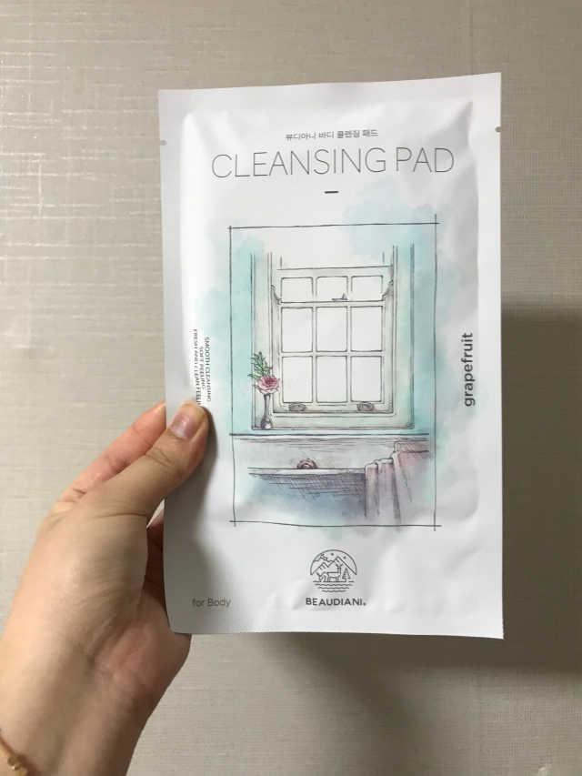 뷰디아니 바디 클렌징 패드 리뷰 사진