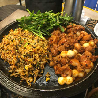 고향원조숯불닭갈비 [고향산천원조숯불닭갈비] 뼈없는 숯불닭갈비 2인세트 — 4.67점을 준 리뷰어가 2018년 9월 올린 사용 사진