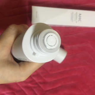 AHC 에이 에이치 씨 미니멀 10 워터리 에센스 — 4점을 준 리뷰어가 2018년 11월 올린 사용 사진
