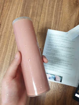 물로 씻어 쓰는 반영구 롤크리너 핸디 모노톤 에디션 — 4.5점을 준 리뷰어가 2019년 8월 올린 사용 사진