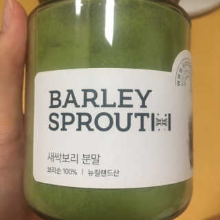 [착한습관]간편하고 건강하게  즐기는 새싹보리 분말 — 5점을 준 리뷰어가 2019년 7월 올린 사용 사진