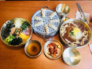 풍국면_강남직영점 [풍국면 강남직영점] 공팔세트 2종 중 택 1 — 4.5점을 준 리뷰어가 2018년 12월 올린 사용 사진