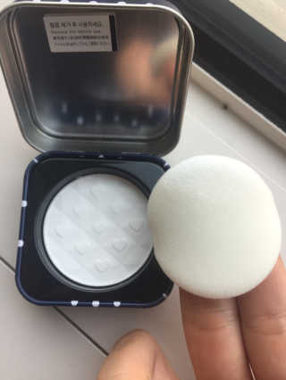 수피요 통동 팔공검 NO SEBUM POWDER PACT — 4점을 준 리뷰어가 2018년 6월 올린 사용 사진