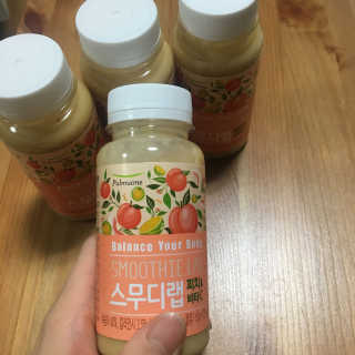 풀무원 스무디랩 피치&비타 — 4.17점을 준 리뷰어가 2017년 11월 올린 사용 사진