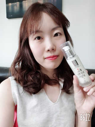 Dr.메디션 본래의 피부로 되돌려주는 리턴미백에센스 — 5점을 준 리뷰어가 2018년 9월 올린 사용 사진