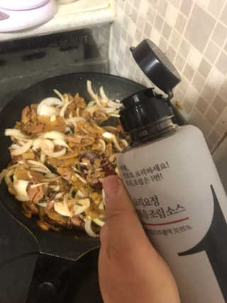 요요랩 요리요정 NO.1 볶음조림소스 420ml — 3점을 준 리뷰어가 2019년 10월 올린 사용 사진