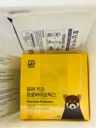 네츄럴굿띵스 퓨어 키즈 프로바이오틱스 60포 — 5점을 준 리뷰어가 2018년 1월 올린 사용 사진
