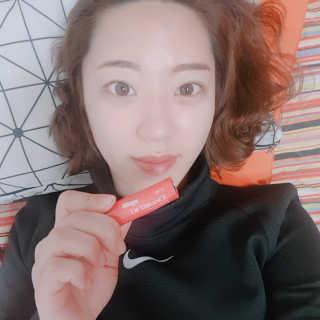 블리스텍스 립 릴리프 크림 립밤, 립 바이브런스 립밤 — 5점을 준 리뷰어가 2018년 11월 올린 사용 사진