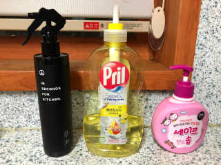 PEACE MOMENT 피스모먼트 인세컨즈포키친 320mL 천연살균소독제 — 5점을 준 리뷰어가 2019년 2월 올린 사용 사진