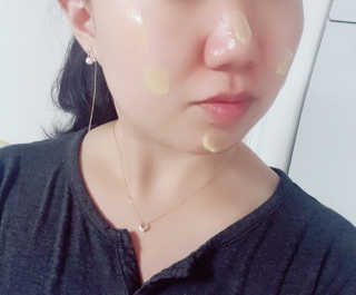 GoodDay Skincare GoodDay 강황 크림 — 4점을 준 리뷰어가 2019년 8월 올린 사용 사진