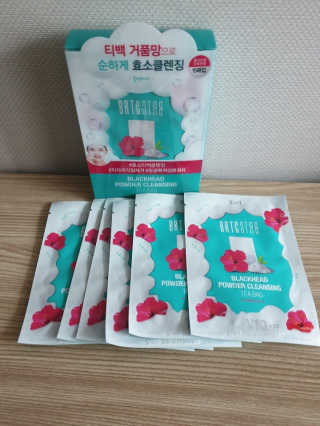 비알티씨 V10 파우더 클렌징 티백 2종 — 4점을 준 리뷰어가 2019년 2월 올린 사용 사진