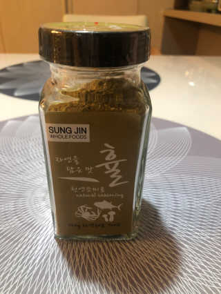성진홀푸드 프리미엄 천연조미료 휼 120g 1병 — 4점을 준 리뷰어가 2019년 5월 올린 사용 사진
