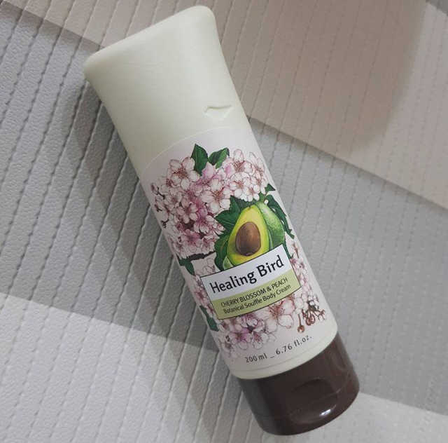 힐링버드 보태니컬 수플레 바디크림 리뷰 사진