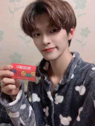 캐치미패치 트러블 스팟패치 — 5점을 준 리뷰어가 2019년 12월 올린 사용 사진