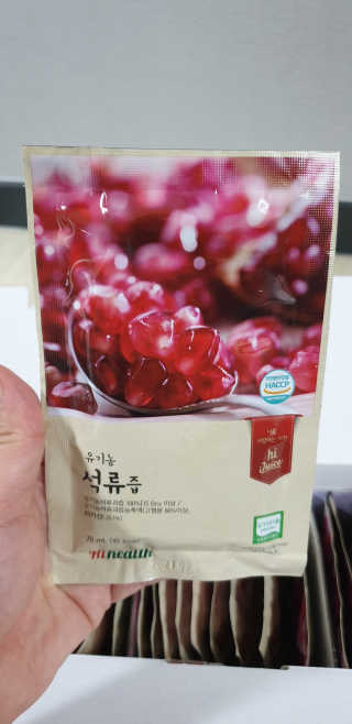 [하이헬스] 정말 진하고 맛있는 유기농 석류즙 30포 — 5점을 준 리뷰어가 2019년 11월 올린 사용 사진