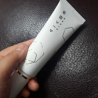 키초 울트라 모이스처라이징 선크림 50ml — 5점을 준 리뷰어가 2018년 5월 올린 사용 사진