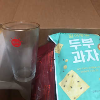 [맘마레시피] 육퇴 후 맥주는 진리, 육퇴간식박스 — 5점을 준 리뷰어가 2019년 11월 올린 사용 사진