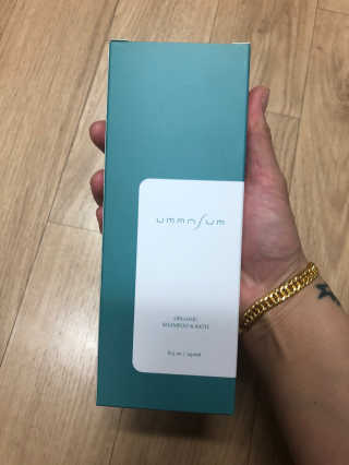 엄마프움 시알릴락토스 오가닉 샴푸앤바스 — 4점을 준 리뷰어가 2019년 11월 올린 사용 사진