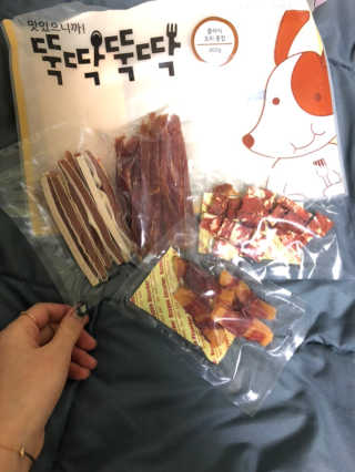 [펫토리아] 뚝딱뚝딱 400g 강아지 간식 베스트5종 — 4.5점을 준 리뷰어가 2019년 1월 올린 사용 사진
