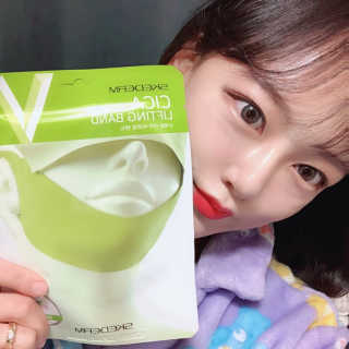 스케덤 시카 리프팅밴드 — 5점을 준 리뷰어가 2019년 4월 올린 사용 사진