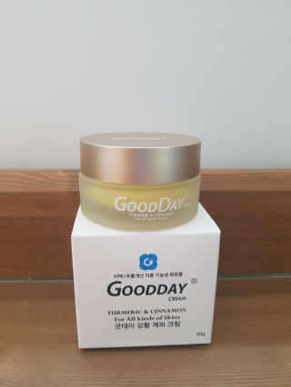 GoodDay Skincare GoodDay 강황 크림 — 5점을 준 리뷰어가 2019년 6월 올린 사용 사진