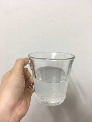 마그마 탄산수 — 2.67점을 준 리뷰어가 2018년 3월 올린 사용 사진