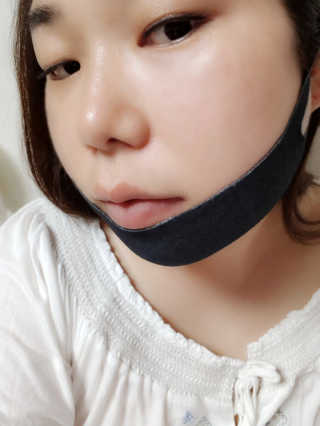 어웨이크어슬립 어슬립 페이스 리프트업 밴드 — 5점을 준 리뷰어가 2018년 6월 올린 사용 사진