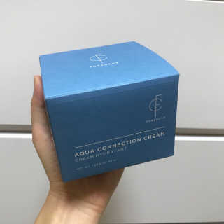 포렌코즈 아쿠아 커넥션 크림 — 4.33점을 준 리뷰어가 2017년 8월 올린 사용 사진