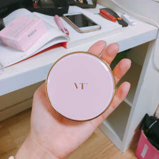 브이티 코스메틱 VT 리얼 콜라겐 팩트 — 4.67점을 준 리뷰어가 2017년 4월 올린 사용 사진