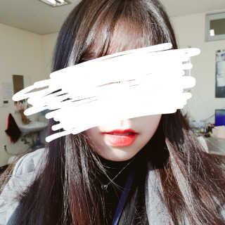 [블랙루즈] 에어 핏 벨벳 틴트 시즌2 中 택1+랜덤1 — 4.5점을 준 리뷰어가 2018년 10월 올린 사용 사진